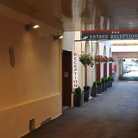 Western Au Grand Saint Jean 酒店 4*