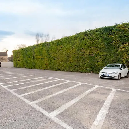 Hotel Western Au Grand Saint Jean 4*