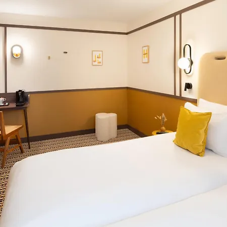 Western Au Grand Saint Jean 4* Μπον